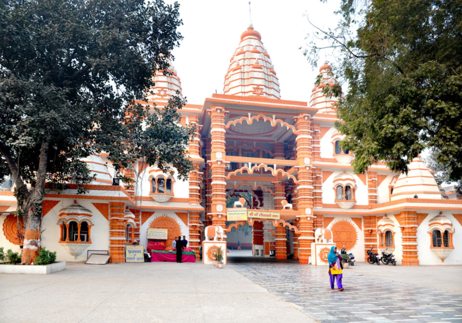 INDOUS TRIBUNE की भारत के मंदिरों की यात्रा